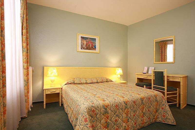 Residence Du Pre Париж Экстерьер фото